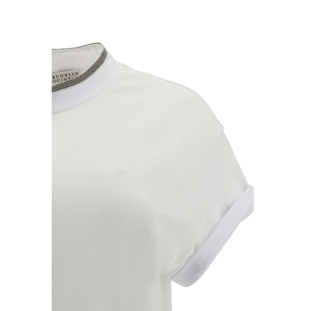 T-Shirt by Brunello Cucinelli for women in stretch cotton white showcases a dramatic silhouette, elegantly detailed with a dramatic and for a truly dramatic finish.
