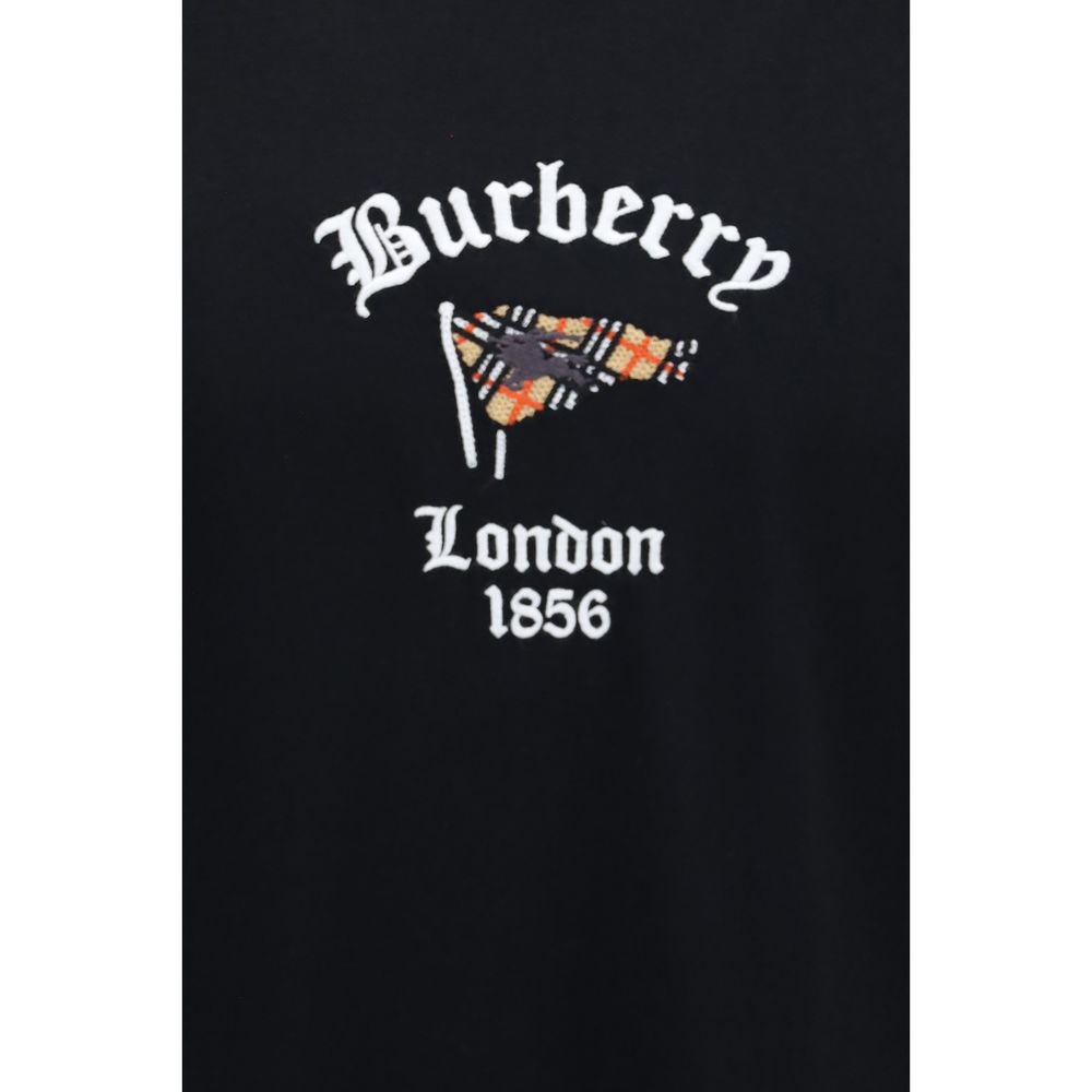 T-Shirt by Burberry for men in cotton black & signature showcases a chic silhouette, artfully detailed with a chic crew neckline and for a chic finish.
