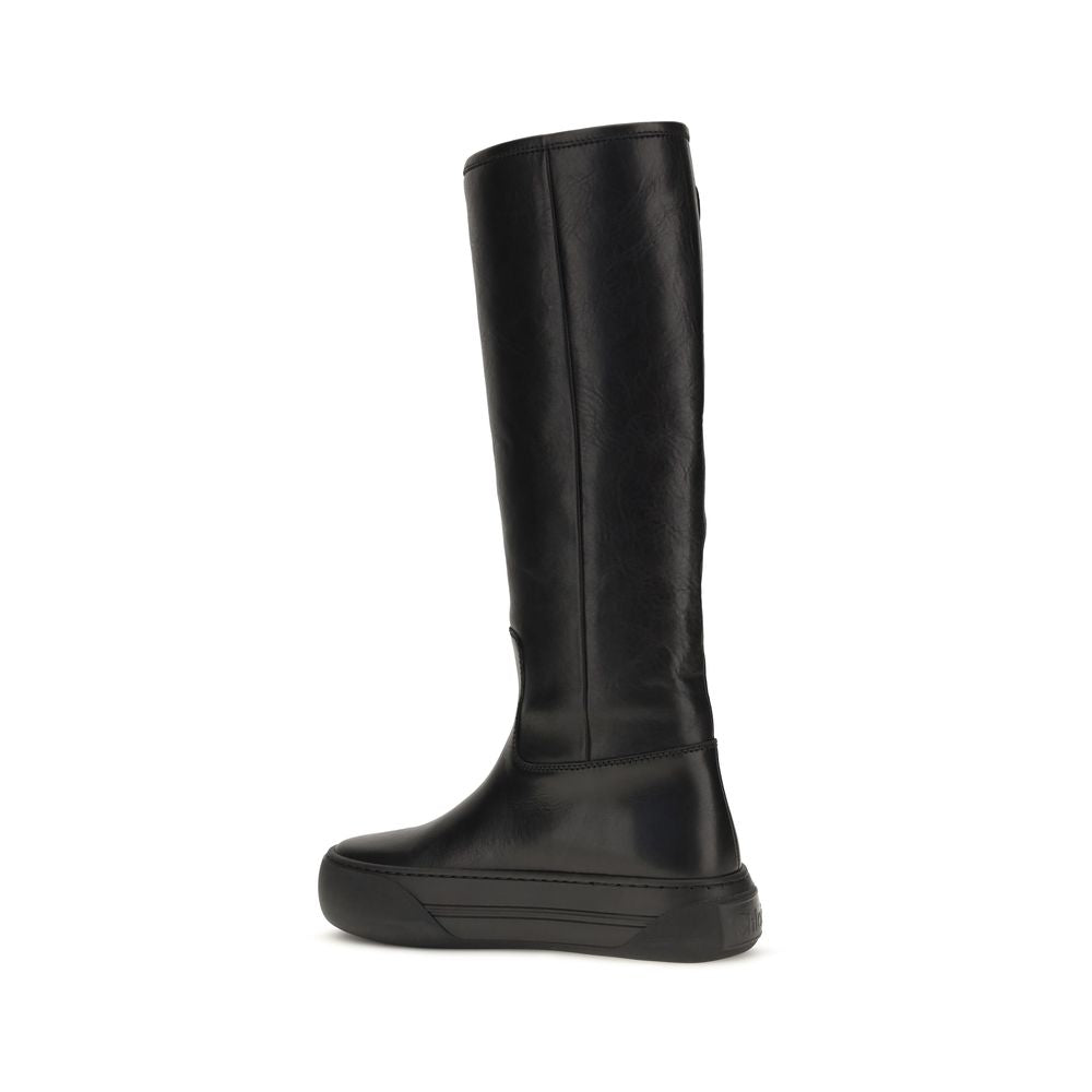 Flatform Boots by Chloé for women in tu & bos taurus calfskin leather black, gold & signature showcases a impeccable silhouette as Paddington Women's TU & Bos Taurus Calfskin Leather Flatform Boots, artfully defined by a impeccable flatform and a impeccable .