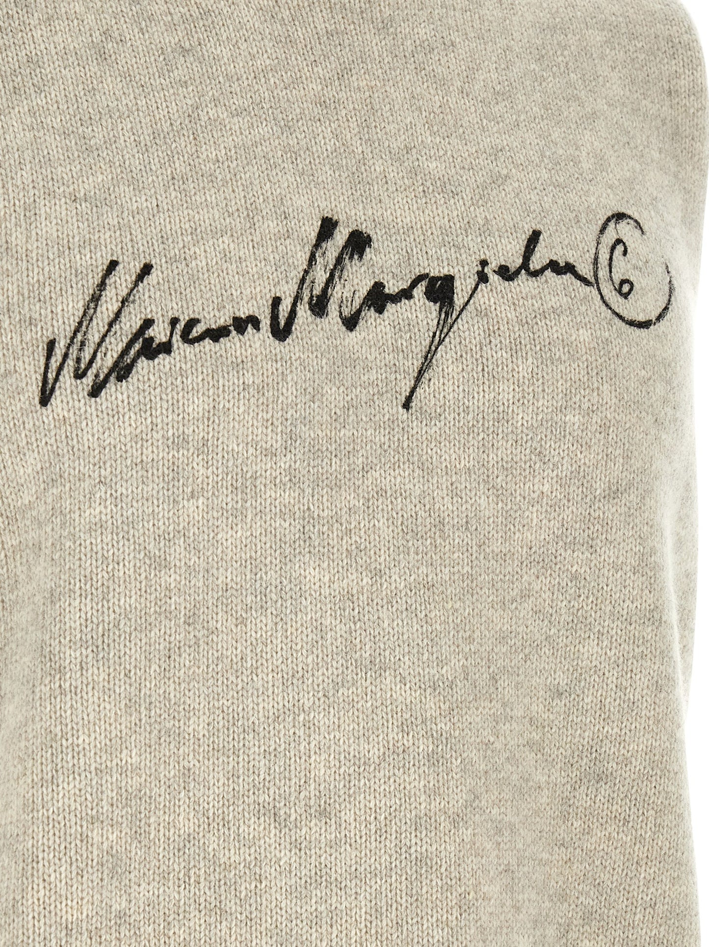 Sweatshirt by MM6 Maison Margiela for men in polyamide wool gray, white & signature features an magnificent silhouette, showcasing a sophisticated and detail for a truly magnificent finish.