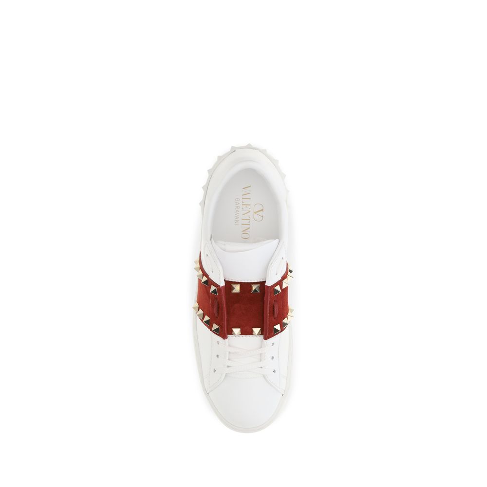 Sneakers by Valentino Garavani for women in bos taurus calf suede leather white & signature features an fashionable silhouette, showcasing the premium Rockstud Women's Low Top Bos Taurus Calf Suede Leather Sneakers in a fashionable low-top style that offers a fashionable finish for refined style.