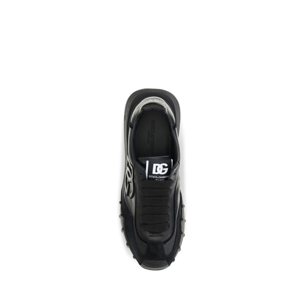 Athletic Sneakers by Dolce & Gabbana for men in tu & bos taurus calf leather black & signature features an effortless chic silhouette, showcasing the signature athletic style of the Men's Athletic TU & Bos Taurus Calf Leather Sneakers collection with a truly effortless chic finish.