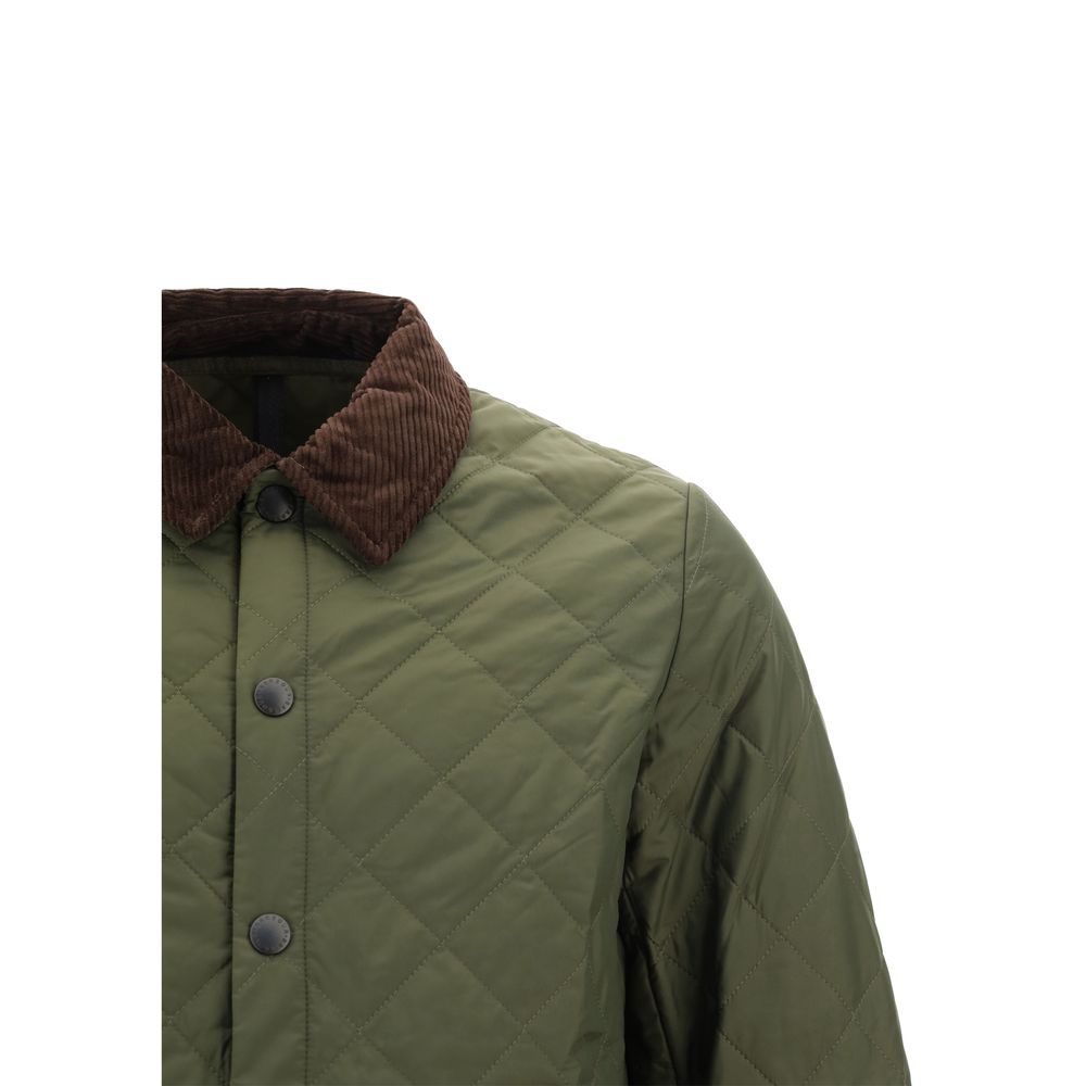 Overcoat by Barbour for men in polyamide velvet bicolour showcases a architectural silhouette, artfully detailed with a distinctive and functional pockets for a architectural finish.