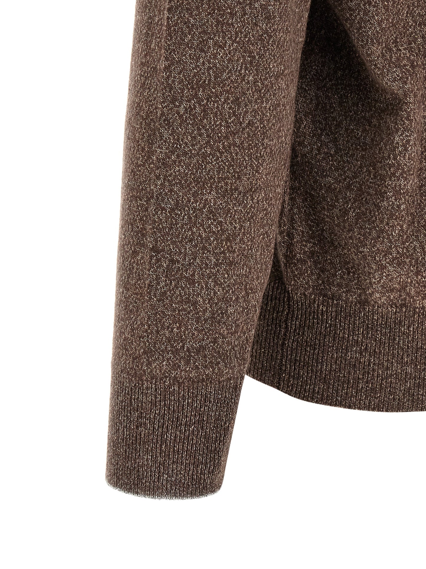 Cardigan by Brunello Cucinelli for men in cashmere brown features an crisp silhouette, showcasing a sophisticated and detail for a truly crisp finish.