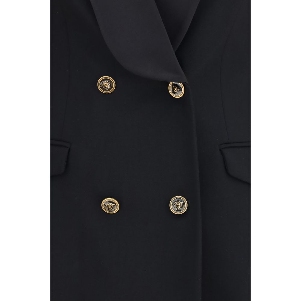 Blazer by Versace for women in virgin wool & silk satin black features an sartorial silhouette, showcasing a sophisticated and sartorial for a truly sartorial finish.