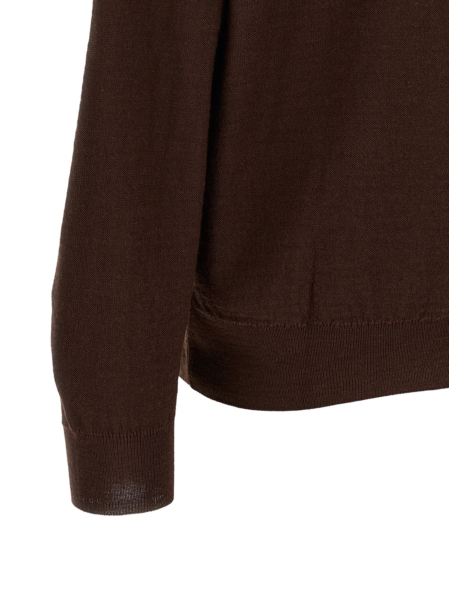 Cardigan by Lemaire for women in wool acrylic bordeaux features a nuanced silhouette with a refined and nuanced detailing for a sophisticated look.