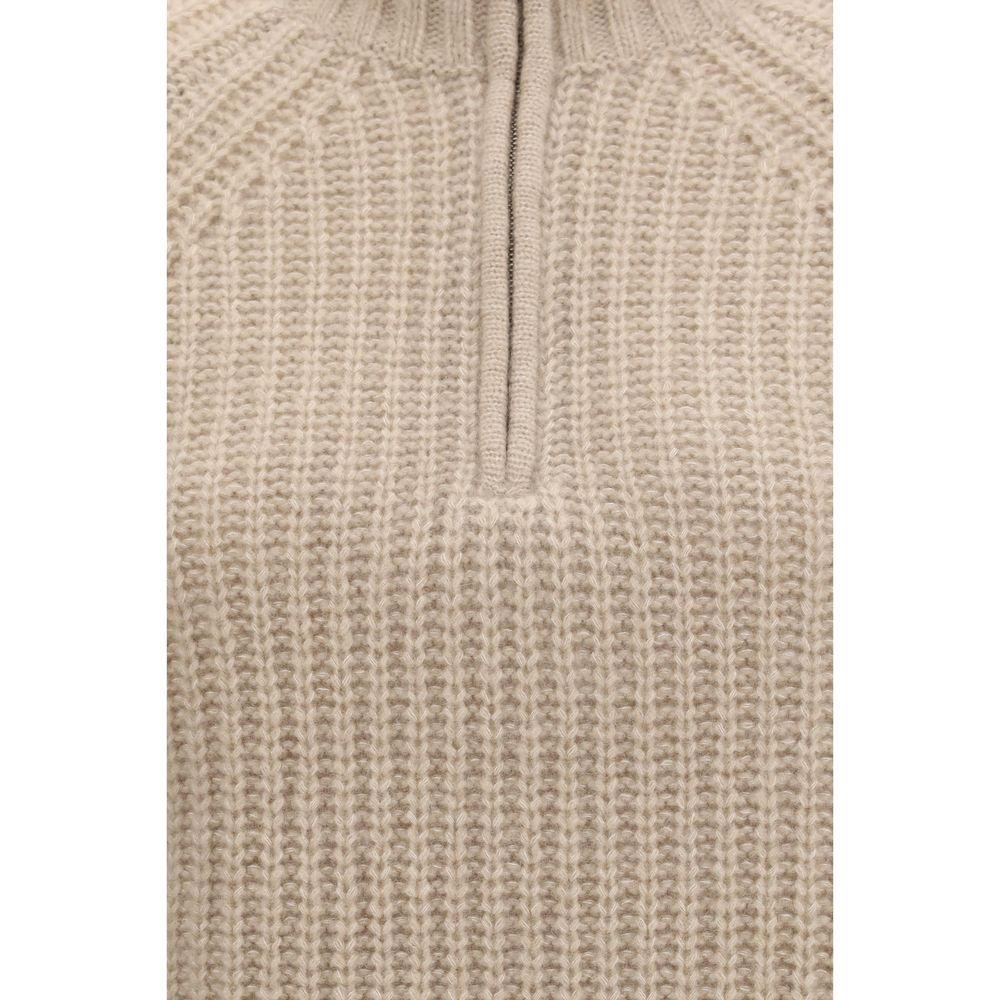 This Sweater by Allude for women in cashmere silk & capra leather beige presents a understated silhouette, featuring a sophisticated and for a understated finish.