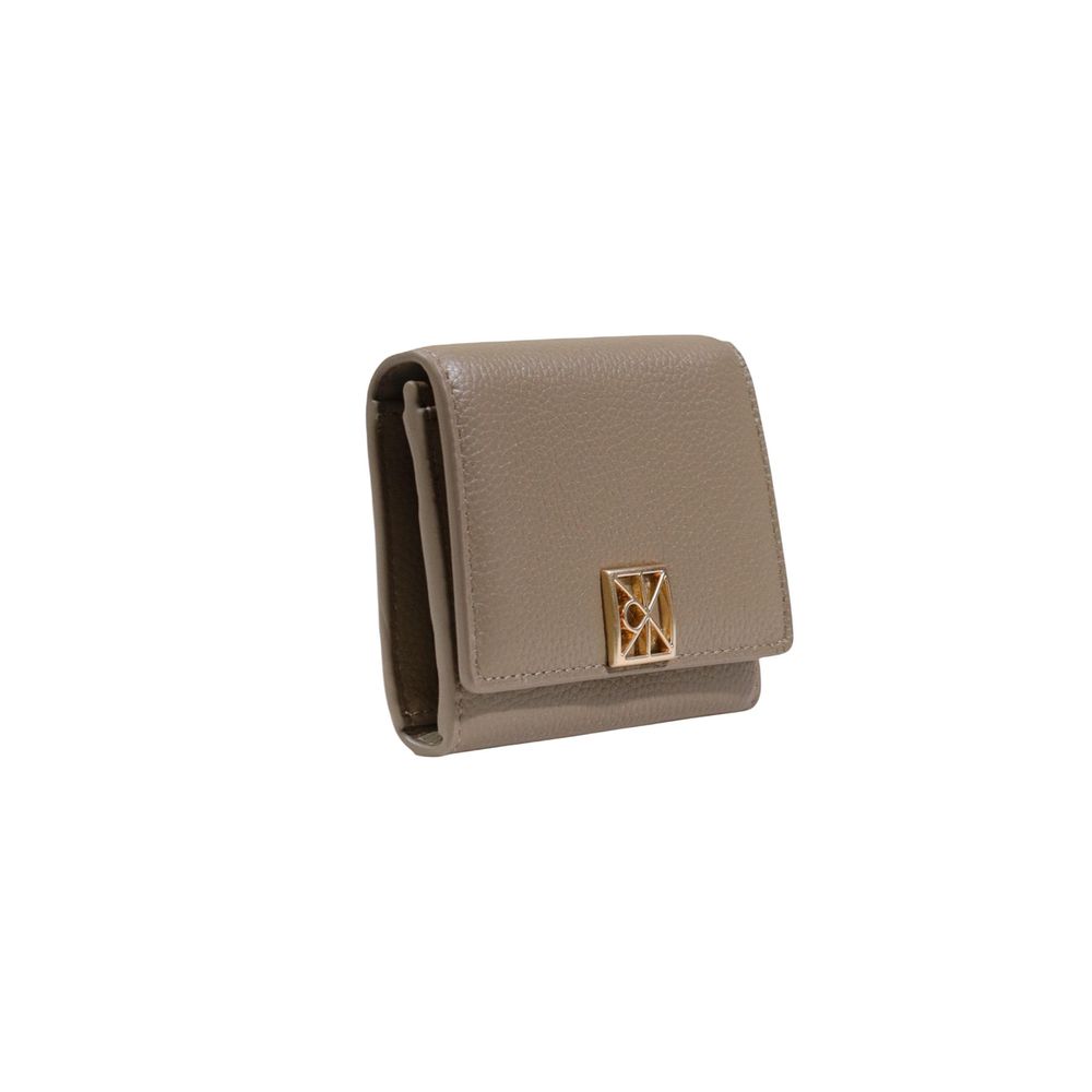 Calvin Klein Pebbled Leather Wallet - Beige Signature