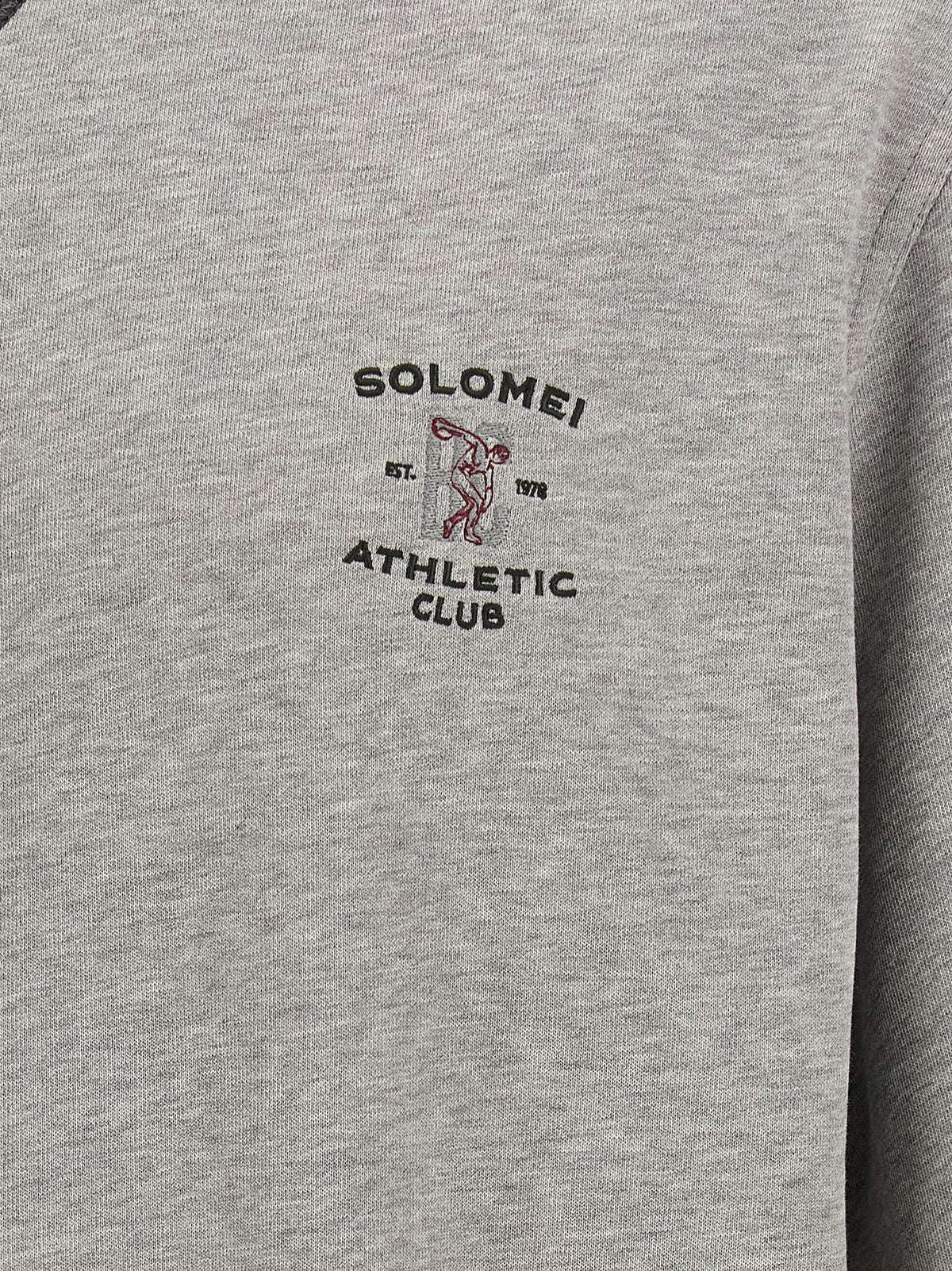 Sweatshirt by Brunello Cucinelli for men in cotton gray showcases a slouchy chic silhouette, artfully detailed with a slouchy chic crew neckline and for a slouchy chic finish.