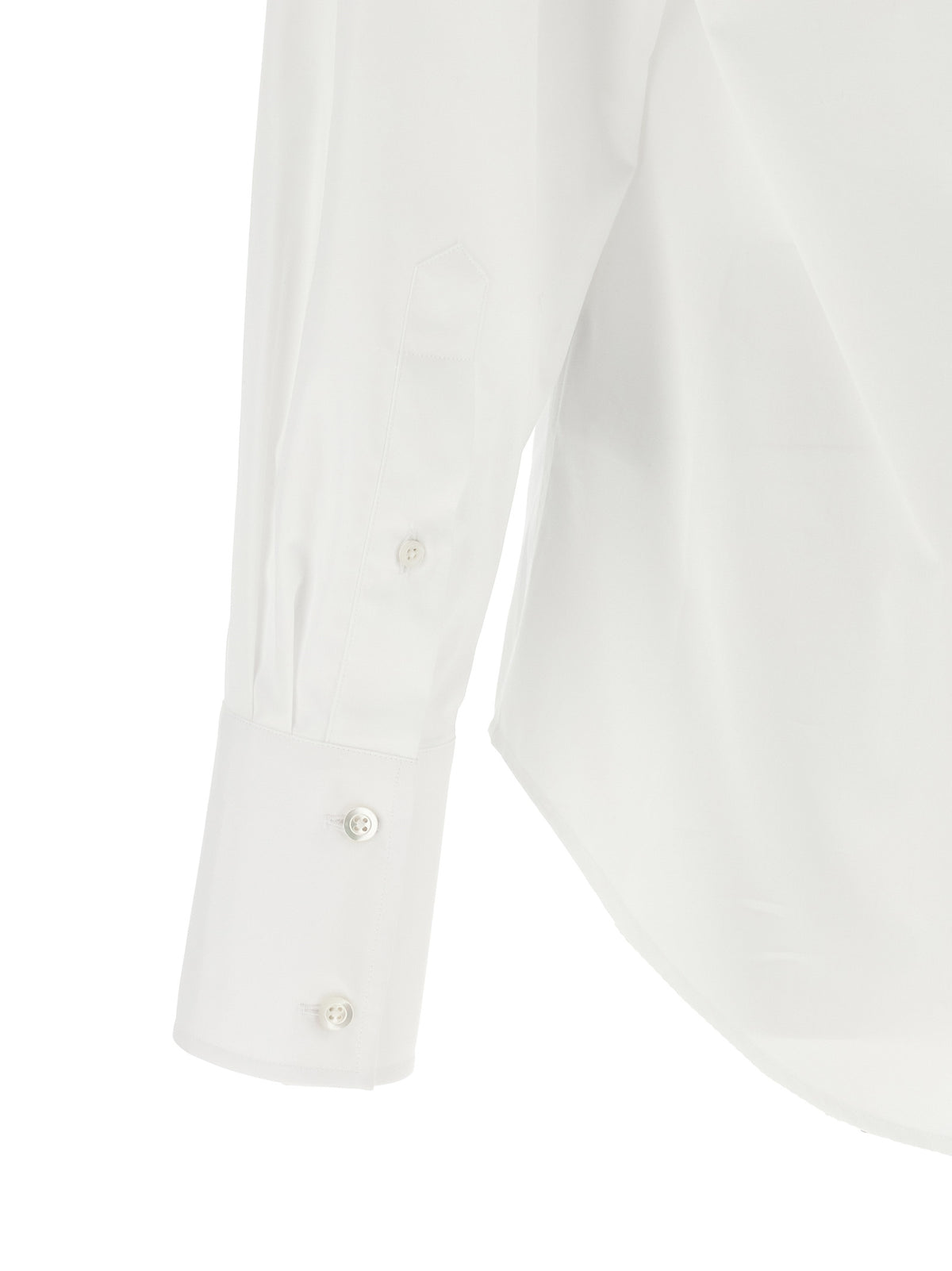 Shirt by Maison Margiela for men in cotton pearl, white & signature showcases a sharp silhouette, elegantly detailed with a sharp and sharp .