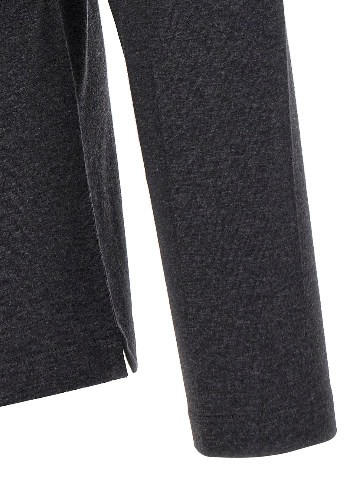 T-Shirt by Brunello Cucinelli for men in cotton dark-gray & gray features an on trend silhouette, perfectly showcasing a on trend and for an elevated aesthetic.