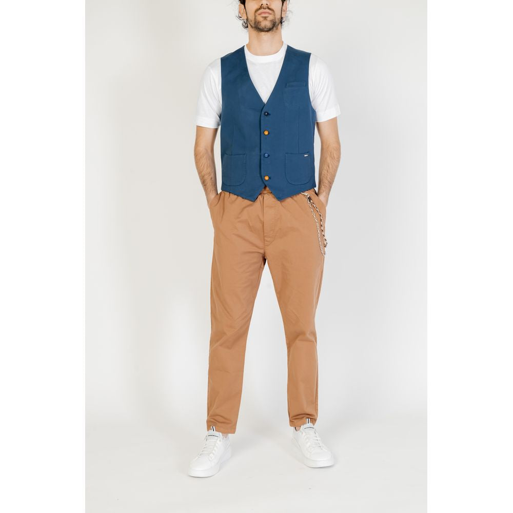Vest by Gianni Lupo for men in cotton blue features a stylish silhouette, showcasing distinct and a refined for a truly stylish finish.