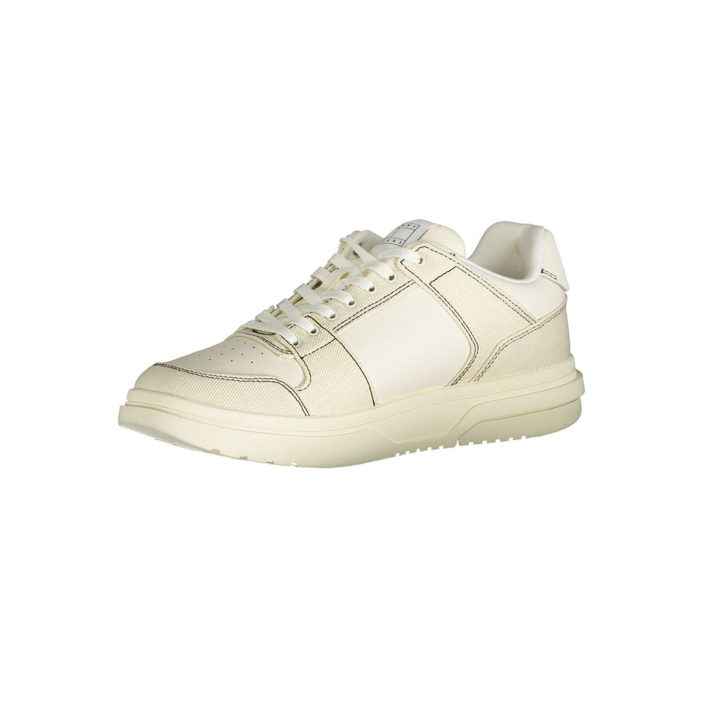 Sneakers by Tommy Hilfiger for men in polyester white features an sumptuous design from the Men's Low-Top Polyester Sneakers collection, highlighting a sumptuous low-top style for a premium, high-fashion look.