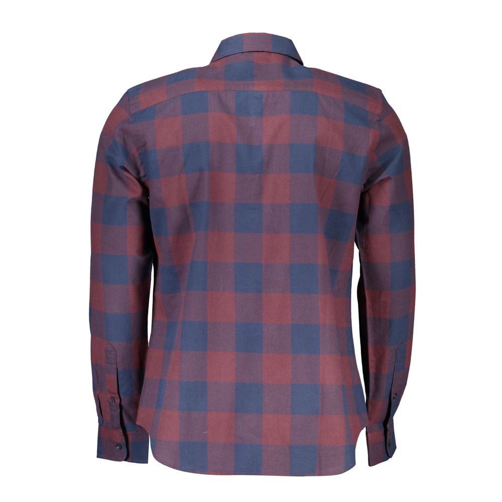 Shirt by North Sails for men in cotton red & checked features an architectural silhouette with a refined and elegant for a architectural look.