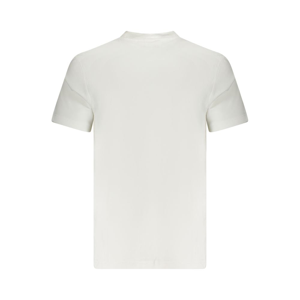 T-Shirt by Calvin Klein for men in cotton canvas white & print features an edgy silhouette, meticulously detailed with a sophisticated and for a truly edgy finish.