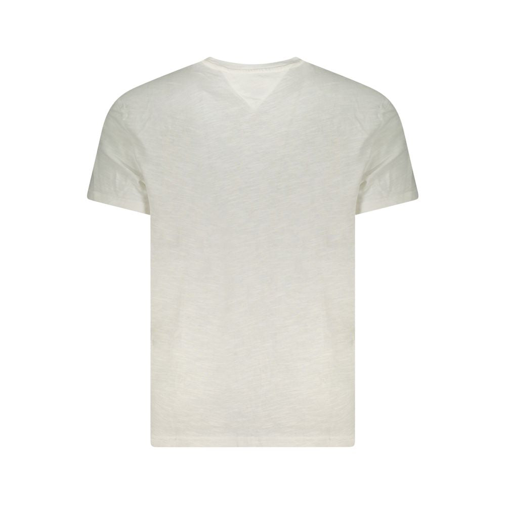 T-Shirt by Tommy Hilfiger for men in cotton white & print showcases a chic silhouette, artfully detailed with a chic crew neckline and for a chic finish.