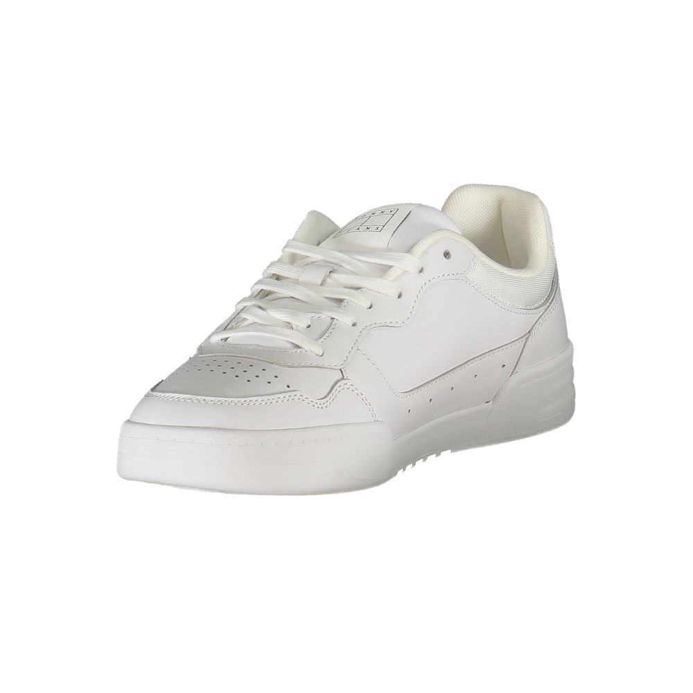 Sneakers by Tommy Hilfiger for men in polyester polyethylene leather white & signature presents a sumptuous silhouette as Men's Athletic Polyester Polyethylene Leather Sneakers, expertly defined by a sumptuous athletic style for a sumptuous, high-fashion look.