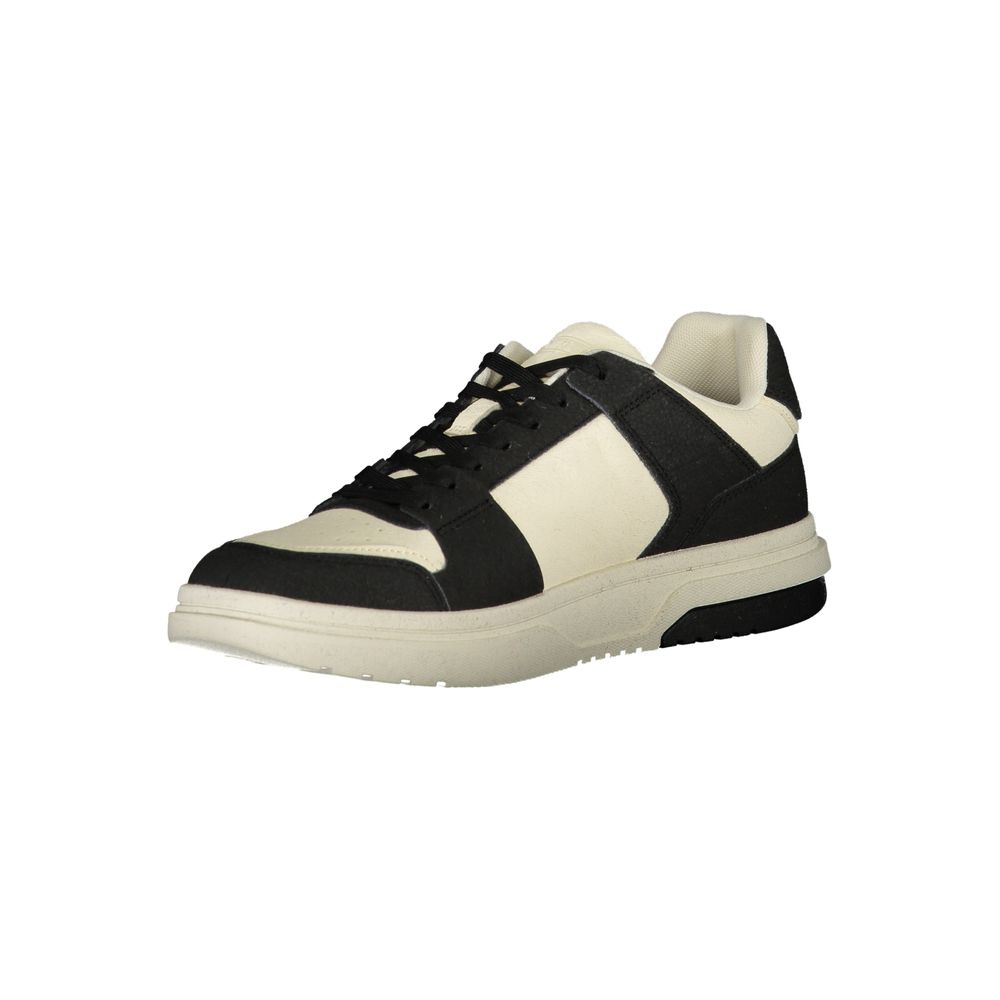 Sneakers by Tommy Hilfiger for men in polyester black presents a sumptuous silhouette, artfully capturing the essence of the Men's Fashion Polyester Sneakers with its sumptuous fashion style design.