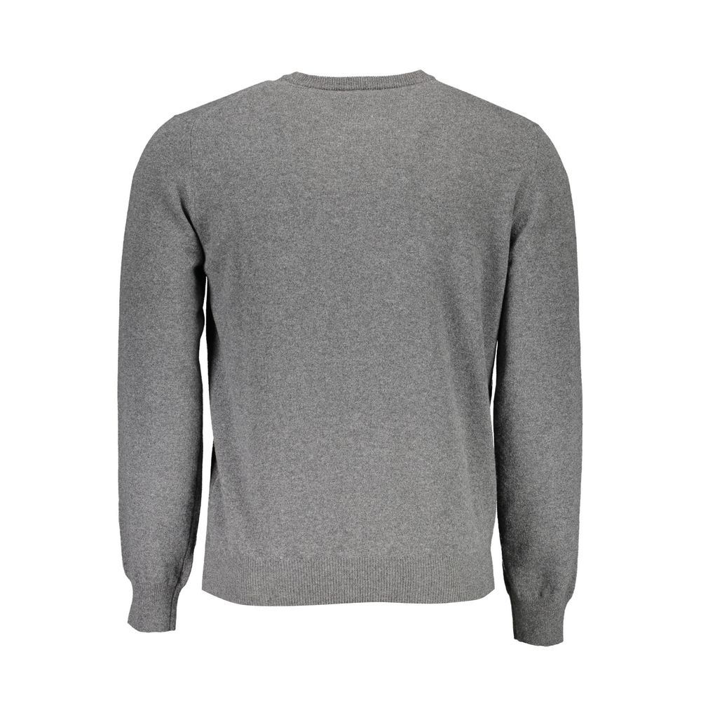 Sweater by Harmont & Blaine for men in wool gray showcases a sumptuous silhouette, artfully finished with a sumptuous and for a sophisticated, sumptuous look.