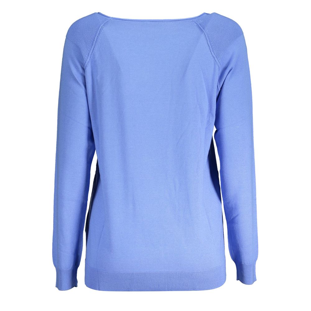 Sweater by North Sails for women in cotton blue showcases an masterful silhouette, artfully detailed with a masterful and for a sophisticated, premium finish.