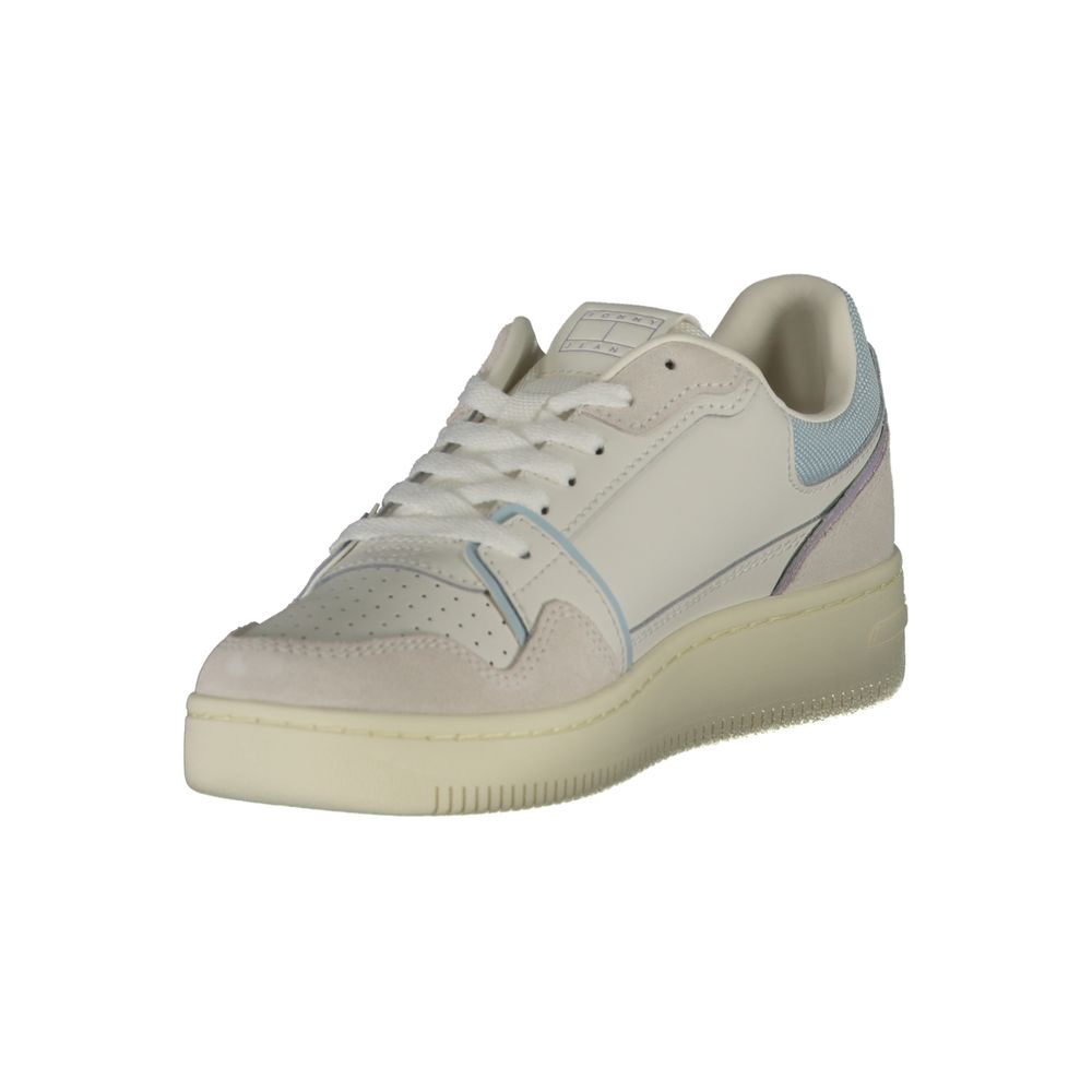 Sneakers by Tommy Hilfiger for women in polyester polyethylene leather blue & white presents a sumptuous silhouette from the Women's Low-Top Polyester Polyethylene Leather Sneakers collection, showcasing a sumptuous low-top style for an elevated aesthetic.
