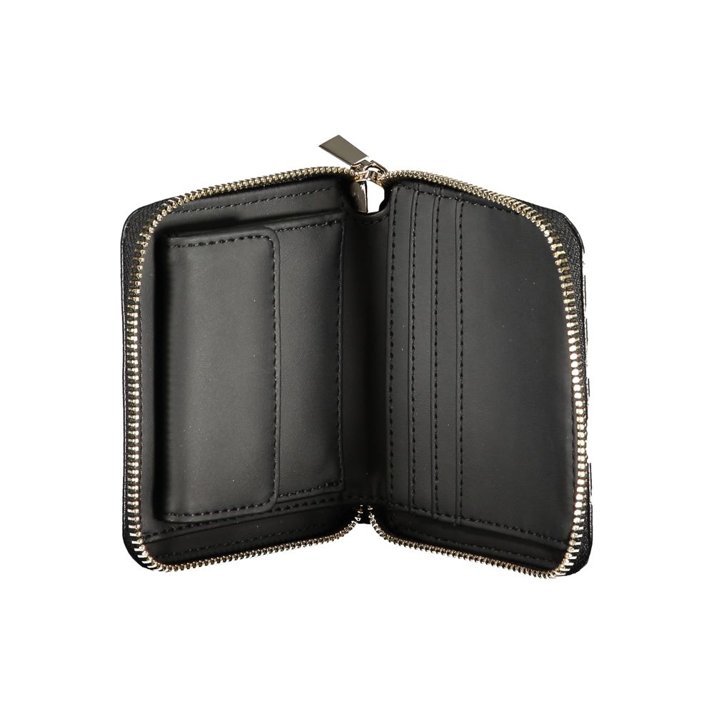 Cardholder Wallet by Guess Jeans for women in polyethylene black presents a refined silhouette, artfully capturing the essence of the Gregoria Polyethylene Cardholder Wallet design with sophisticated card-organization coin-purse for a refined look.