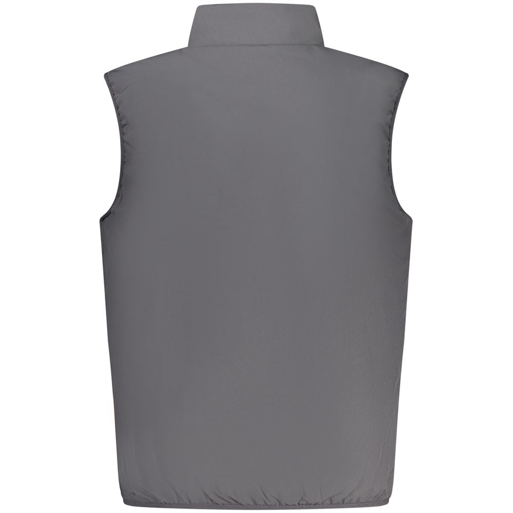 Vest by Norway 1963 for men in polyester gray features a stylish silhouette, showcasing distinct pockets and a refined for a truly stylish finish.