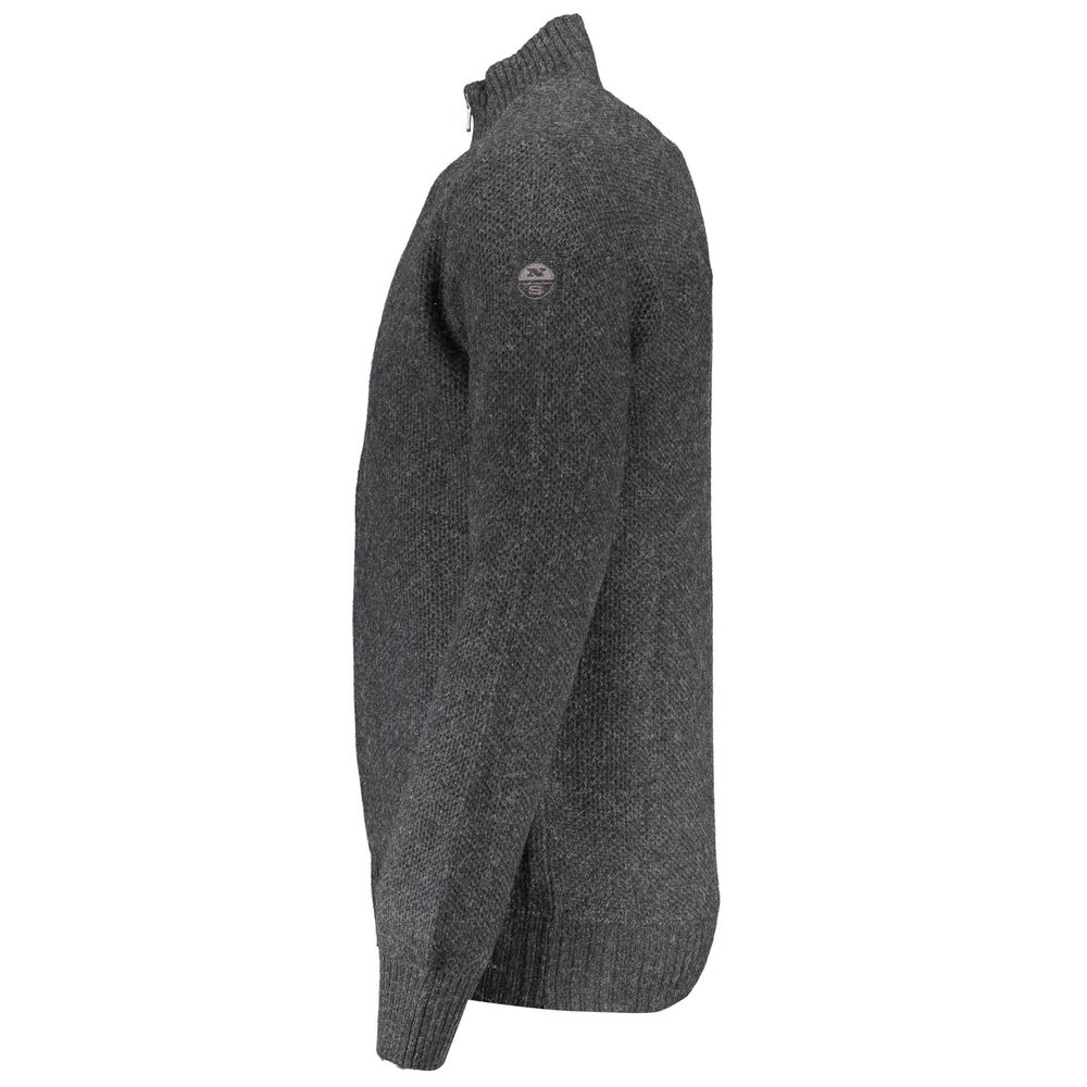 Cardigan by North Sails for men in wool gray showcases a captivating silhouette, artfully detailed with a captivating and for a truly sophisticated captivating look.