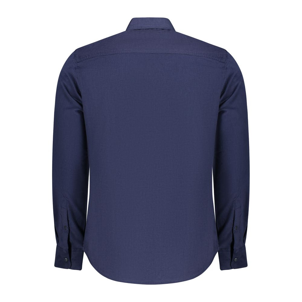 Shirt by North Sails for men in cotton blue presents a discerning silhouette, showcasing a sophisticated and for a truly discerning finish.
