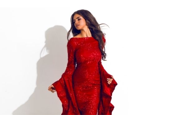 Women's Dresses - Moon Behind The Hill