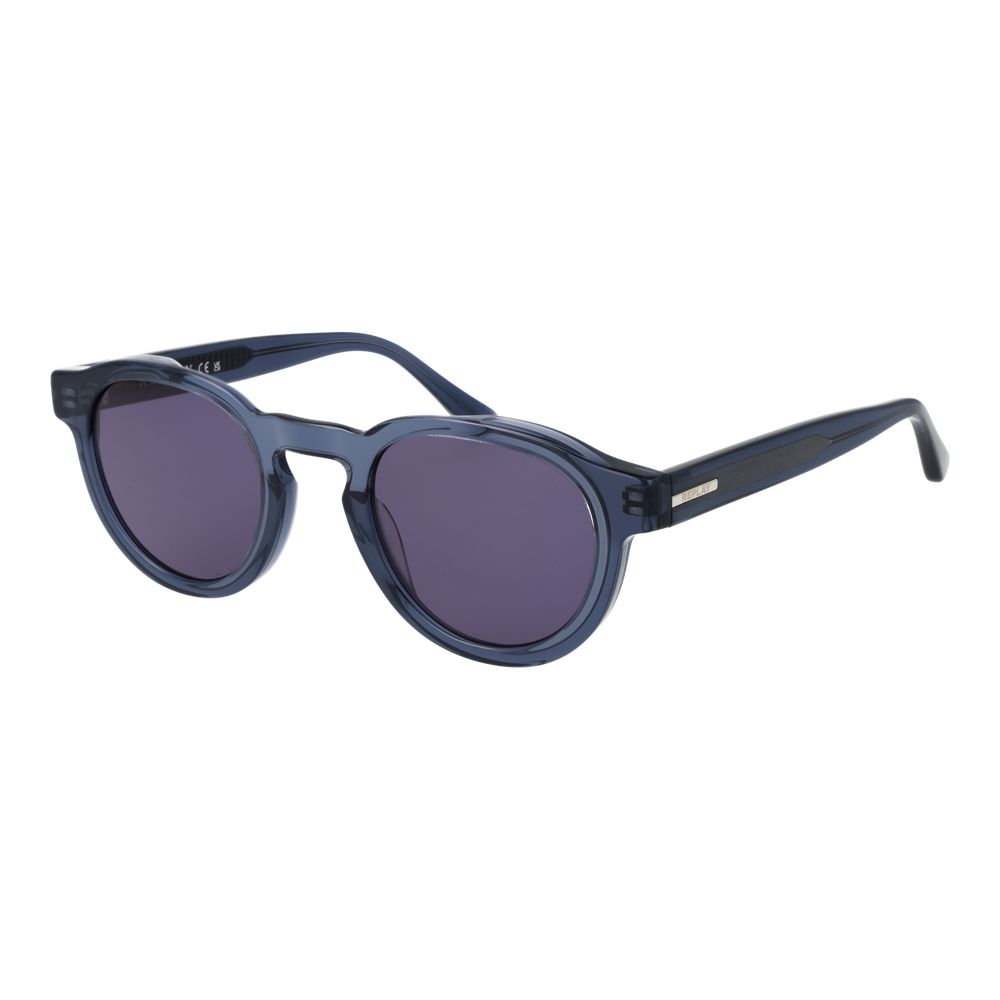 Sunglasses by Replay for unisex in plastic and gray presents a sumptuous silhouette, featuring gray coloured frame and full-rim panto frame design with category-3-dark-tint lens for a sumptuous look.