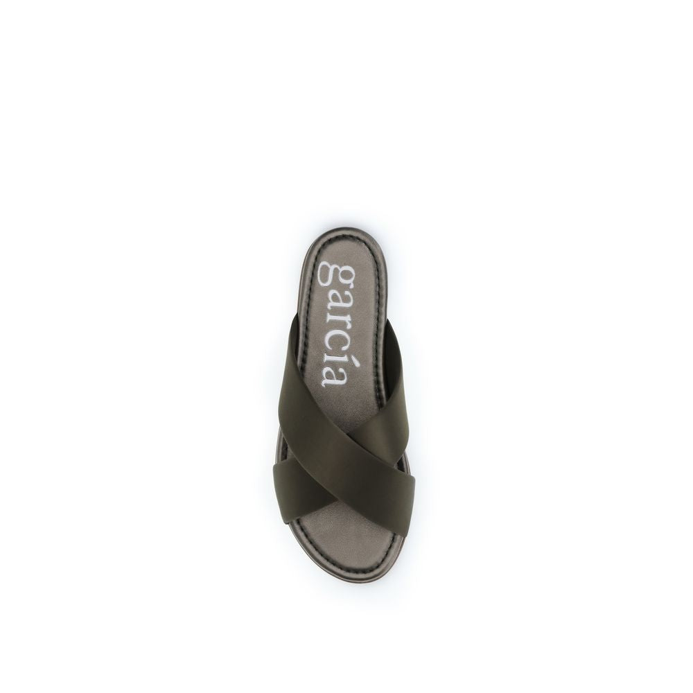 Flat Slider Sandals by Pedro García for women in tu & bos taurus calf leather brown, olive & signature presents a sculptural silhouette, showcasing the Women's TU & Bos Taurus Calf Leather Flat Slider Sandals design with a sculptural flat and for a premium look.