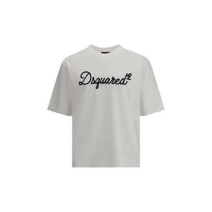 T-Shirt by Dsquared² for men in cotton white showcases a unassuming silhouette, artfully detailed with a refined and unassuming for a sophisticated, contemporary look.
