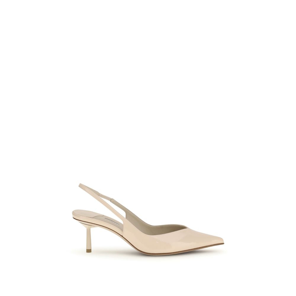 This Mid-Heel Kitten Slingback Pumps Heels by LE SILLA for women in bos taurus calf patent leather multicolor presents a effortlessly chic silhouette from the Women's Bos Taurus Calf Patent Leather Mid-Heel Kitten Slingback Pumps Heels collection, featuring a effortlessly chic mid-heel kitten-heel and effortlessly chic almond toe style.