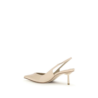 Mid-Heel Kitten Slingback Pumps Heels by LE SILLA for women in bos taurus calf patent leather and multicolor showcases a effortlessly elegant silhouette as Women's Bos Taurus Calf Patent Leather Mid-Heel Kitten Slingback Pumps Heels, featuring a effortlessly elegant mid-heel kitten-heel and a effortlessly elegant almond toe style for an elegant look.