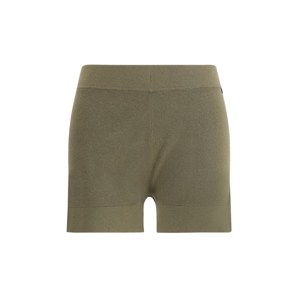Bermuda Shorts by Extreme Cashmere for women in cashmere cotton & capra leather bicolour features an nuanced silhouette, showcasing a nuanced slim with a short cut and for a sophisticated, premium finish.