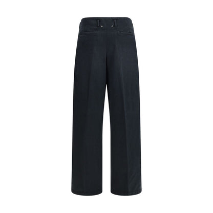 Jeans by Golden Goose for women in denim cotton black & signature presents a refined pantology silhouette, artfully defined by a refined pantology regular-fit, wide & oversized, long, and a sophisticated .