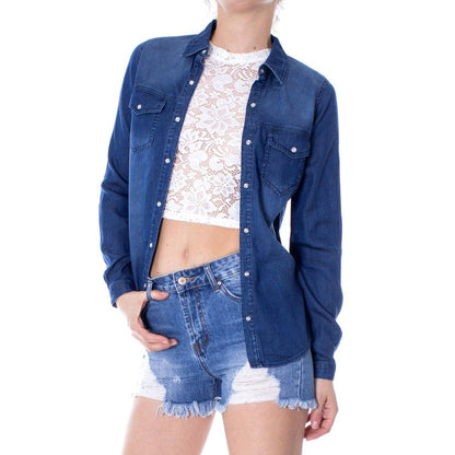 Shirt by Vila Clothes for women in lyocell & denim cotton blue & patterned presents a discerning silhouette, showcasing a sophisticated and for a truly discerning finish.