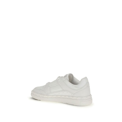 Sneakers by Valentino Garavani for men in bos taurus calf leather white presents a impeccable silhouette as Men's Low Top Bos Taurus Calf Leather Sneakers, expertly defined by a impeccable low-top style for a impeccable, high-fashion look.