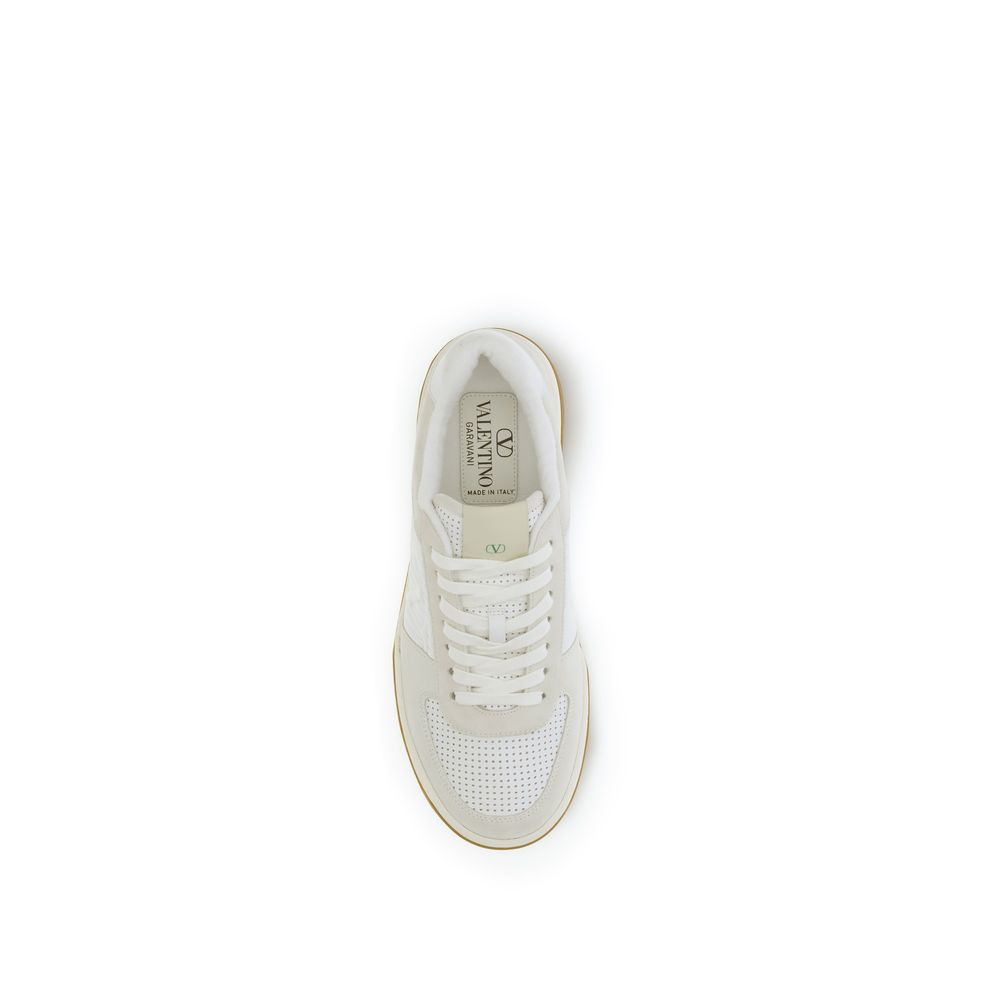 Athletic Sneakers by Valentino Garavani for men in bos taurus nappa calf leather white & signature features an exquisite silhouette, showcasing the premium athletic style of the V Logo Men's Athletic Bos Taurus Nappa Calf Leather Sneakers with an exquisite finish.