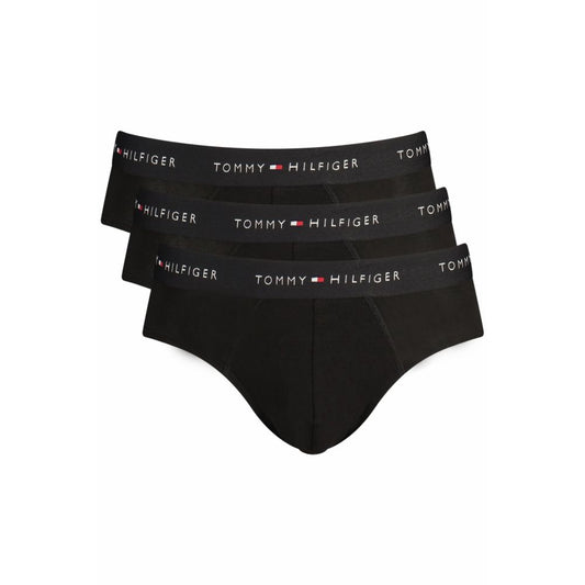 Underwear Briefs by Tommy Hilfiger for men in stretch cotton black features a contoured Men's Stretch Cotton Underwear Briefs design with a contoured finish.
