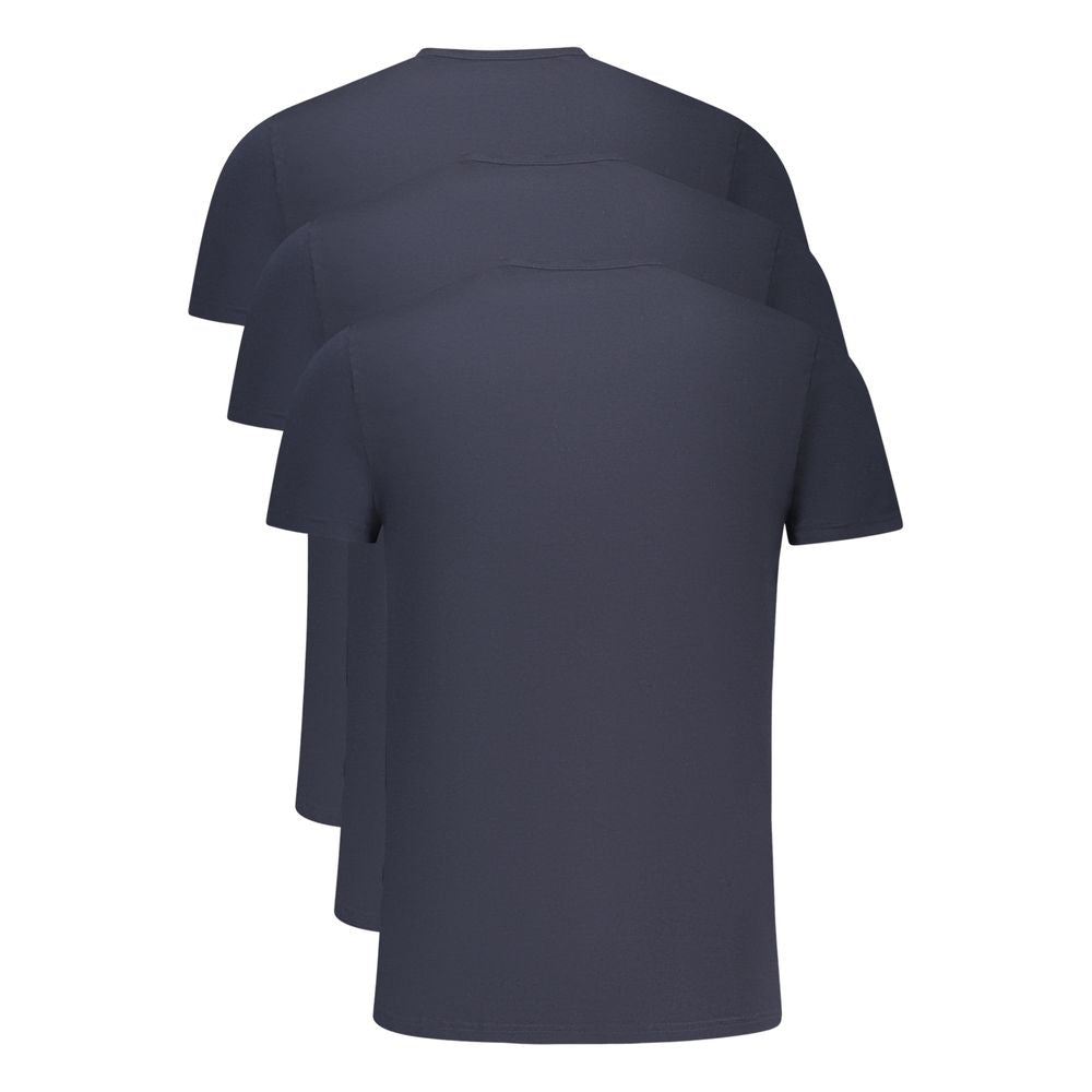 T-Shirt by Tommy Hilfiger for men in stretch cotton blue showcases a dramatic silhouette, elegantly detailed with a dramatic crew neckline and for a truly dramatic finish.