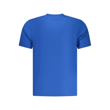 Activewear T-Shirt by North Sails for men in cotton blue & print features an ergonomic design with , highlighting a ergonomic length and ergonomic crew neckline for a high-performance look.