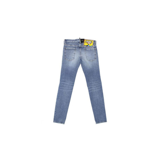 Jeans by Dsquared² for men in denim cotton blue features an sophisticated and straight-leg with a precise long, creating a sophisticated and sophisticated silhouette.