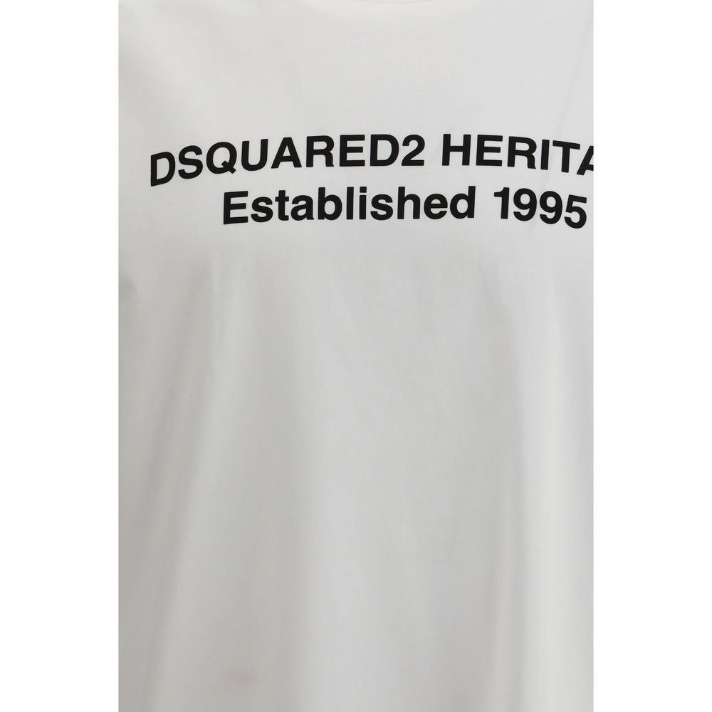 T-Shirt by Dsquared² for men in cotton white & monogram showcases a chic silhouette, artfully detailed with a chic and for a chic finish.