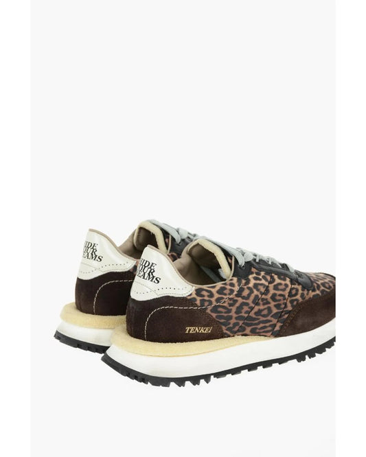Sneakers by Hidnander for women in leather brown features an fashionable silhouette, showcasing the premium Women's High Top Low Leather Sneakers in a fashionable high-top low-top style that offers a fashionable finish for refined style.