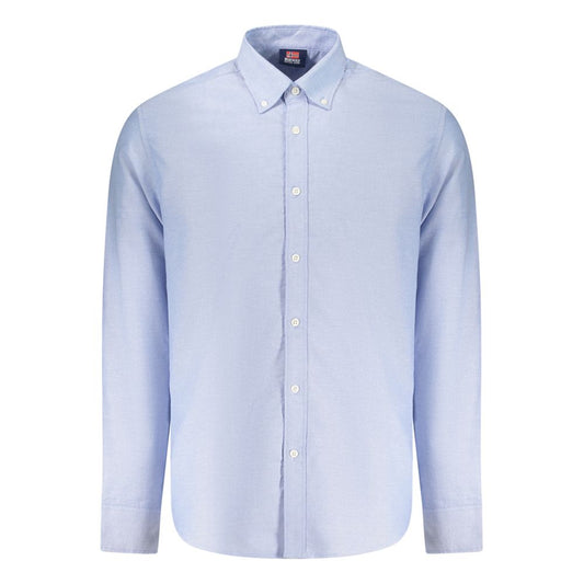 Dress Shirt by Norway 1963 for men in cotton azzurro showcases a sublime silhouette, artfully detailed with a sublime button-down-collar neckline and long-sleeve for a sophisticated, sublime finish.