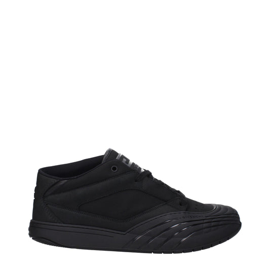 Sneakers by Givenchy for men in rubber & fabric black features an timeless silhouette from the Men's Low Top Rubber & Fabric Sneakers collection, showcasing a signature low-top style with an timeless finish.
