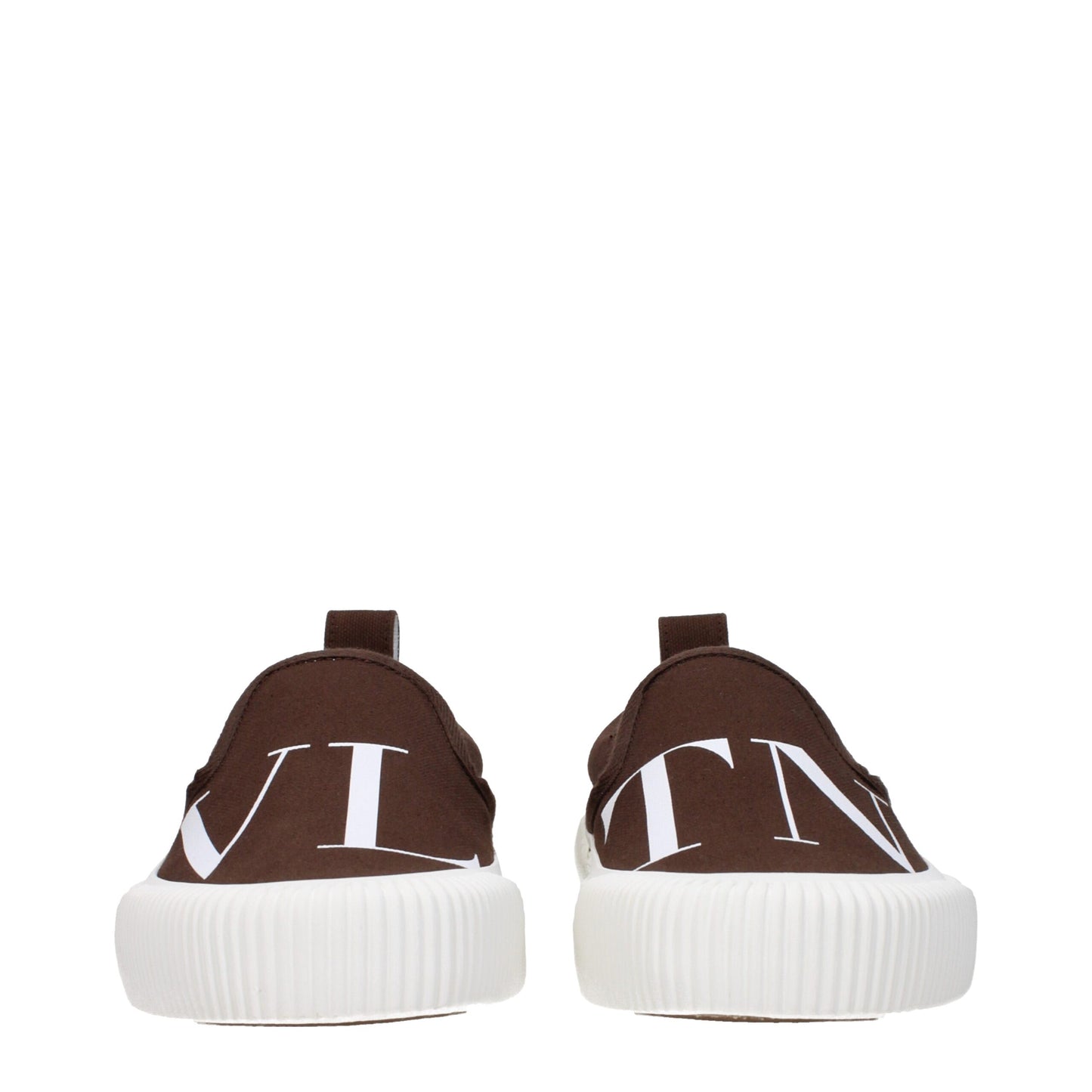 Flat Loafer Slip-On Shoes by Valentino Garavani for men in rubber & fabric brown showcases a timeless silhouette from the Men's Rubber & Fabric Flat Loafer Slip-On Shoes collection, featuring a timeless flat and round toe style for a timeless finish.