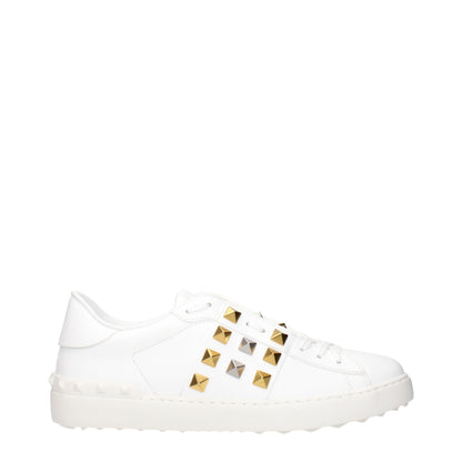 Sneakers by Valentino Garavani for men in leather & rubber white presents a on trend silhouette from the Men's Low Top Leather & Rubber Sneakers collection, showcasing a on trend low-top style for an elevated aesthetic.